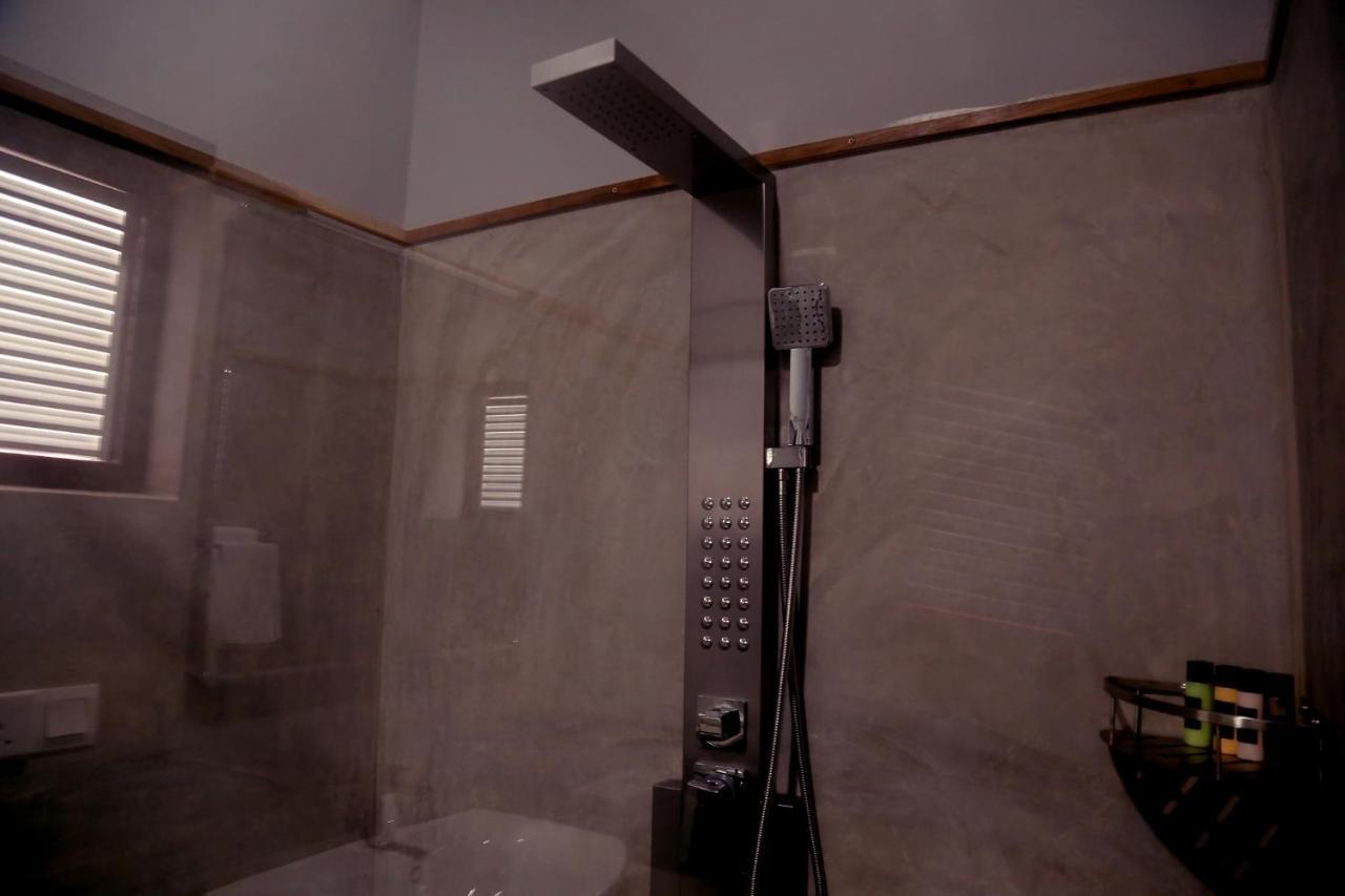 Tuk Tuk Boutique Hotel Negombo Ngoại thất bức ảnh